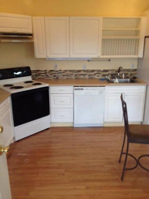 Kelli Creek Cottage - Reduced Price On Tours Juneau Quarto foto