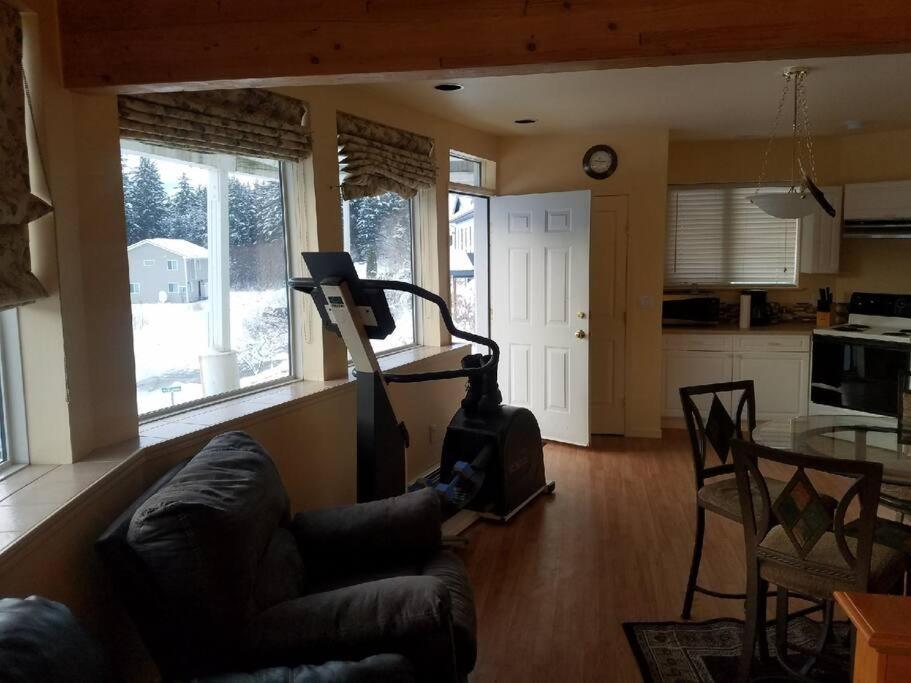 Kelli Creek Cottage - Reduced Price On Tours Juneau Quarto foto