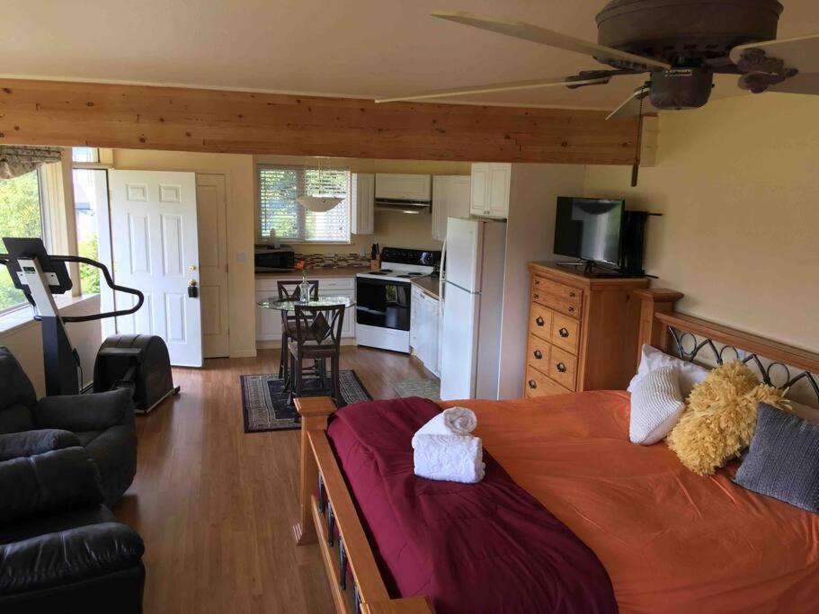 Kelli Creek Cottage - Reduced Price On Tours Juneau Quarto foto