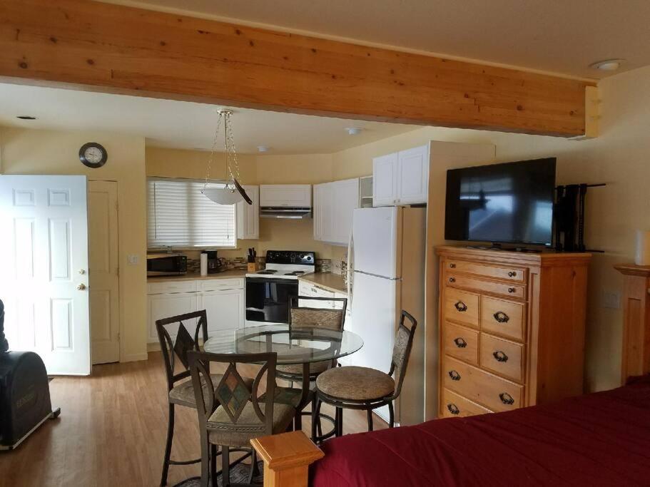 Kelli Creek Cottage - Reduced Price On Tours Juneau Quarto foto